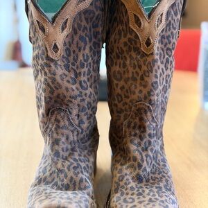 Leopard Print Cowgirl Boots - Brown/Black
